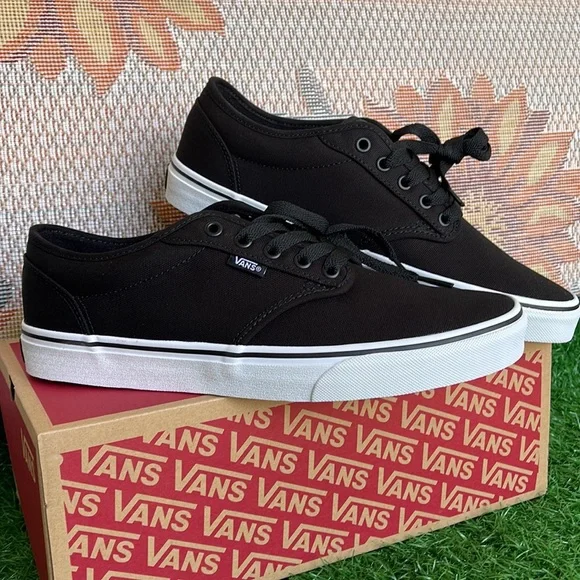 Vans Men’s Atwood
(Canvas) Black/White
VN000TUY187
Sneakers - Picture 6 of 16